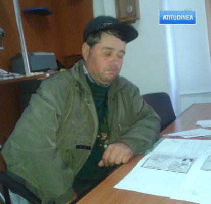 Fostul primar din Ciobanu, acuzat că a retrocedat ilegal zeci de hectare. Printre beneficiari, preotul satului şi un politician din Hârşova